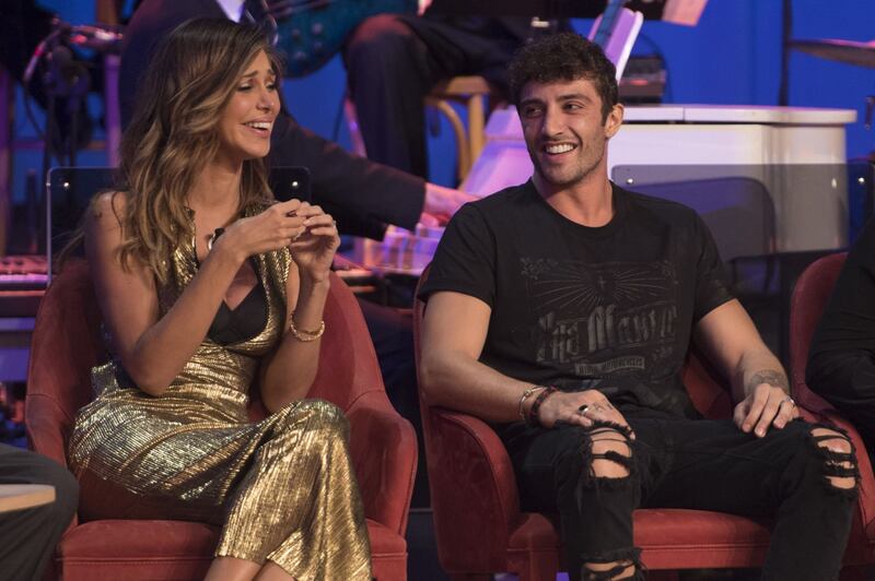 Belen Rodriguez e Andrea Iannone innamorati in tv 16