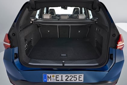 BMW X3 2025: guarda la gallery del SUV premium diesel 6