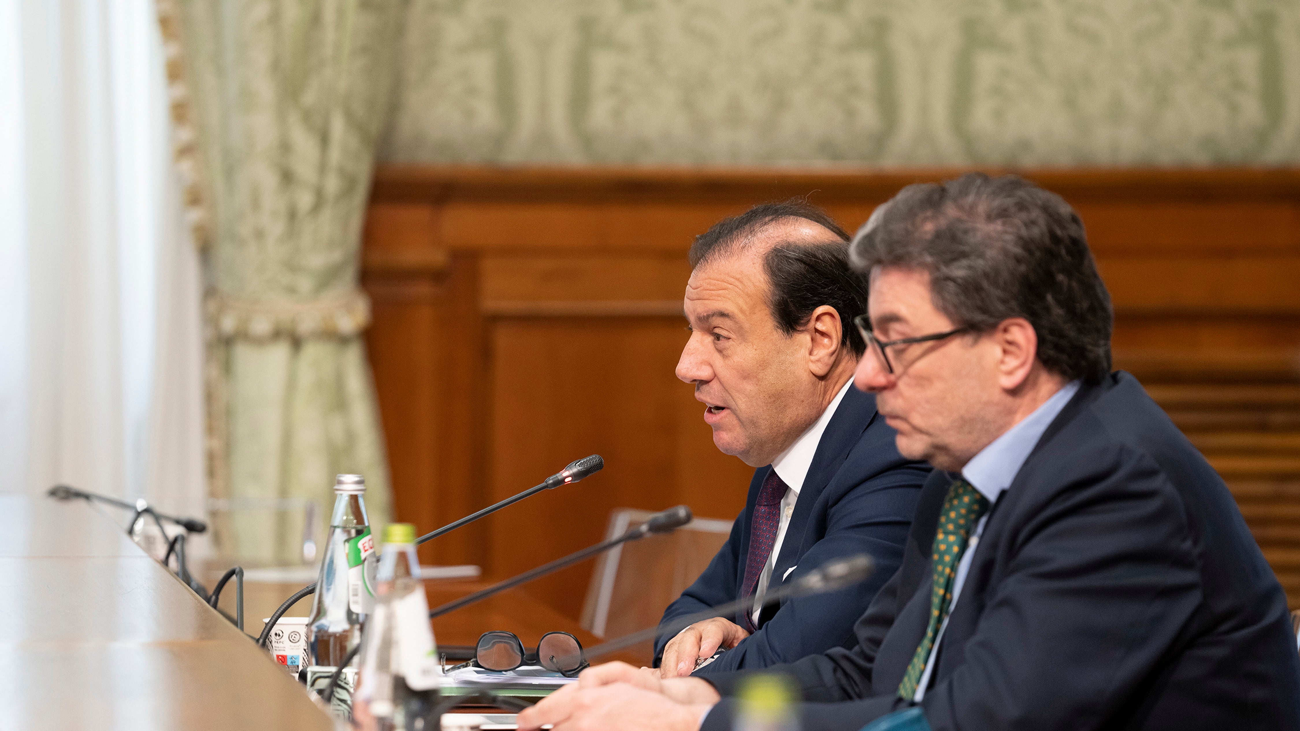 Arriva il Fisco amico: sanzioni dimezzate a imprese e partite Iva che accettano i verbali. Al via il concordato