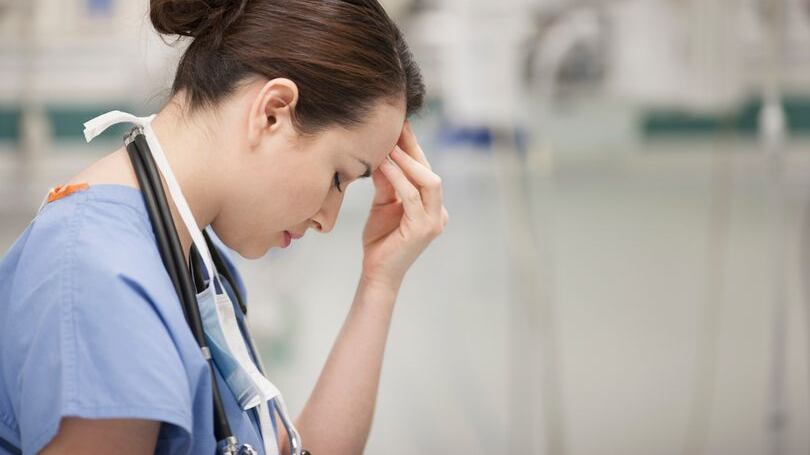 Niente affitto per l'infermiera. "Hanno paura di noi. Siano soli"