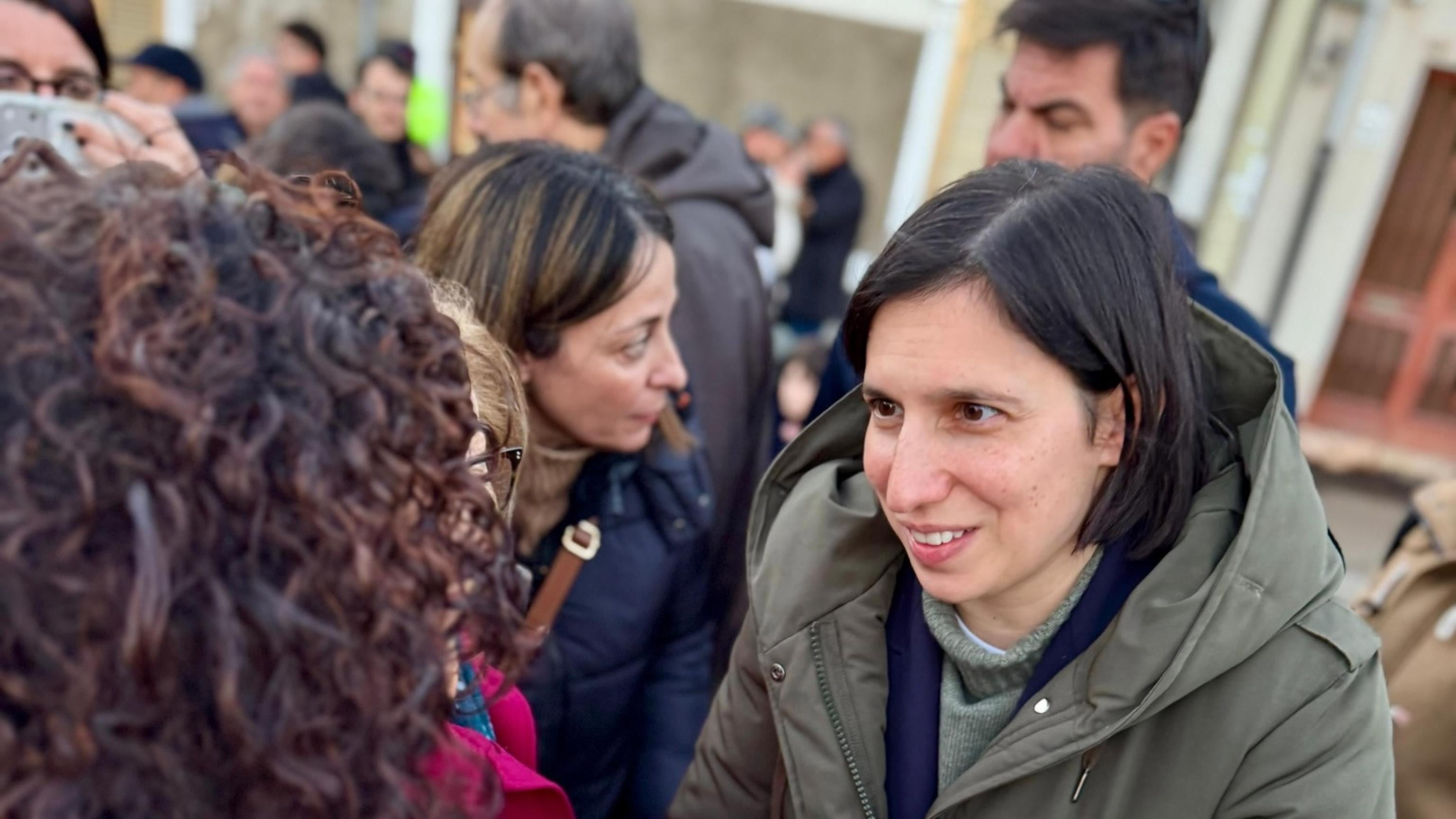 Quel caos in Romagna e la memoria corta di Elly