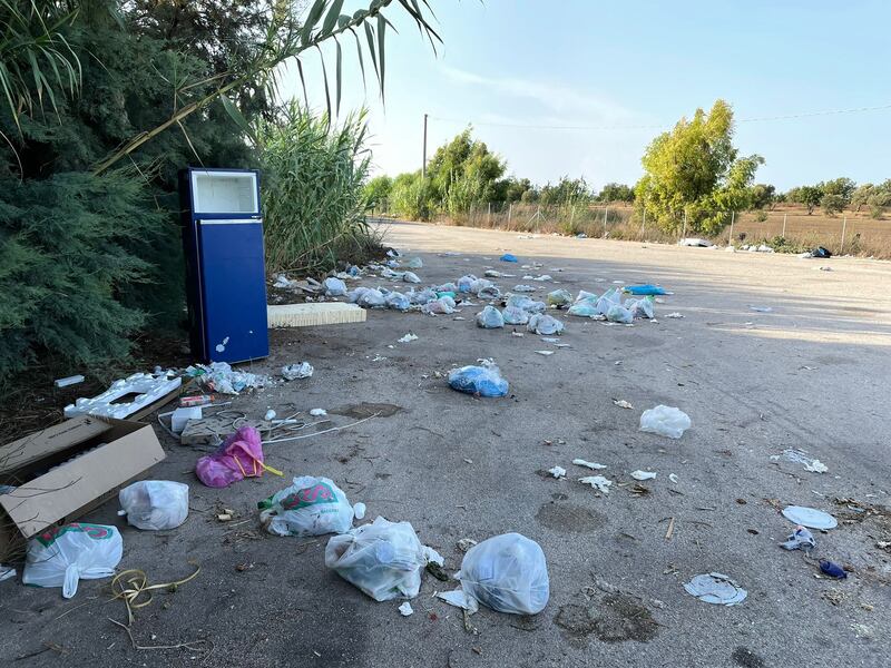 L'inferno di discariche abusive che feriscono la Sicilia 24