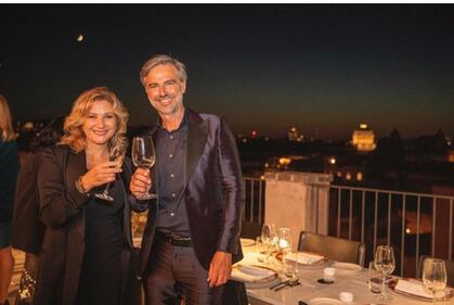 Beppe Convertini compie gli anni e festeggia con gli amici più cari 4