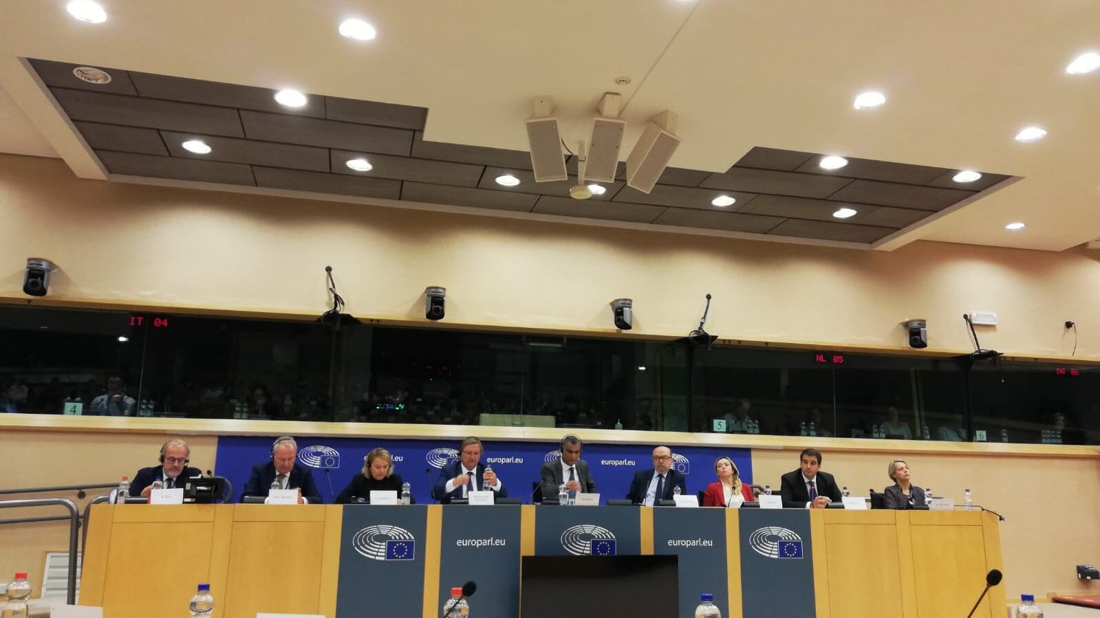 Ora la Meloni porta FdI nel gruppo Ue guidato dai polacchi di Visegrad