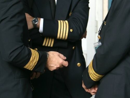 Piloti cassintegrati ma con busta paga d'oro all'estero: 36 denunciati