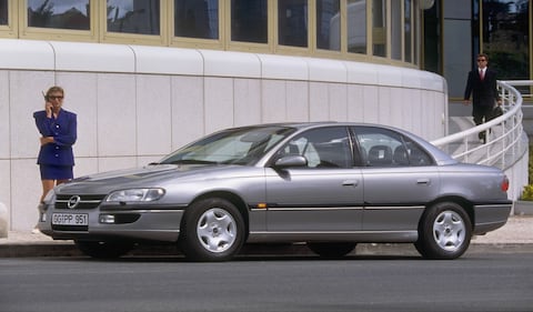 Opel Omega, guarda tutte le foto 3