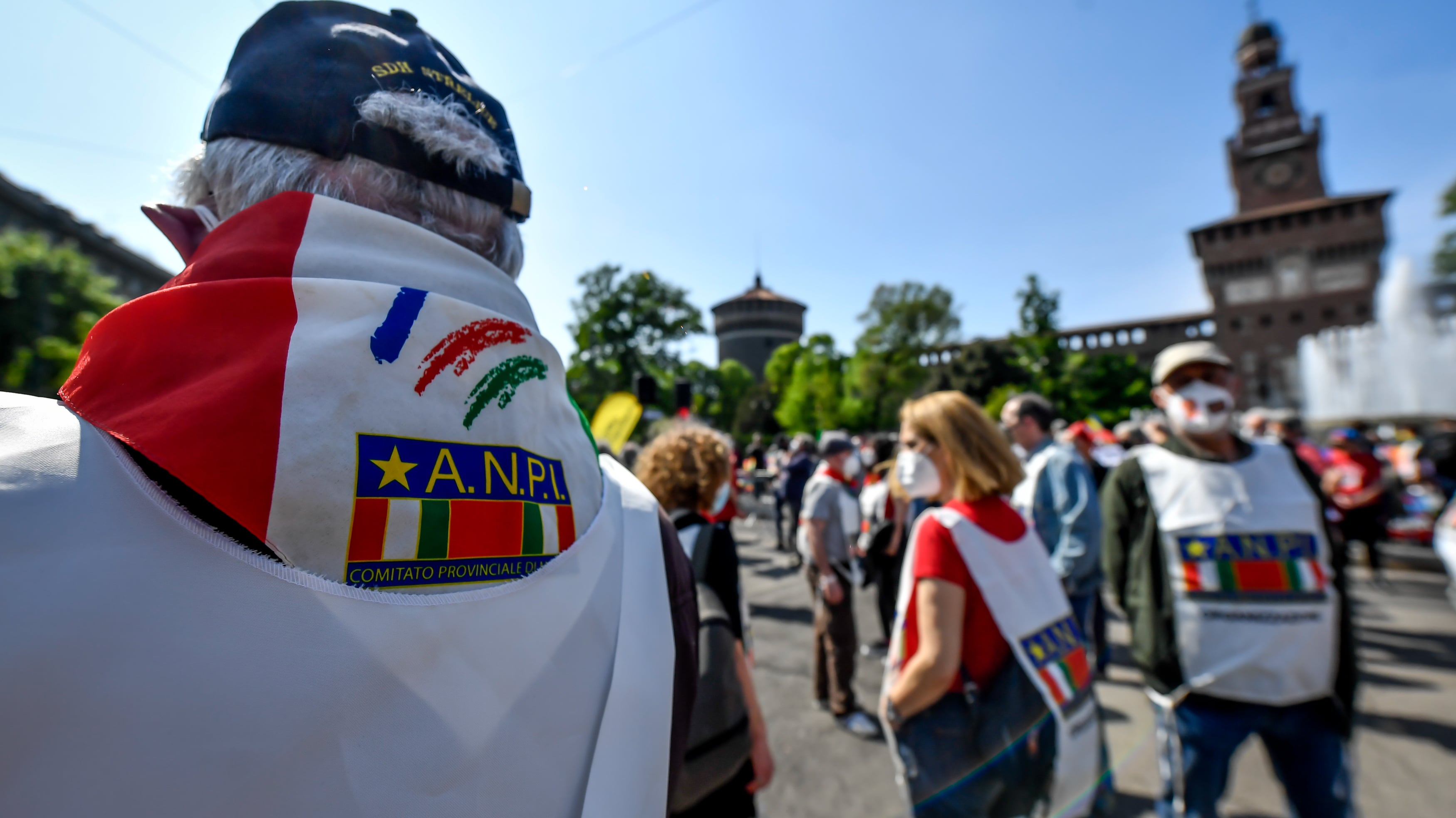 La Resistenza passiva di chi tifa per la libertà ma inneggia al lockdown
