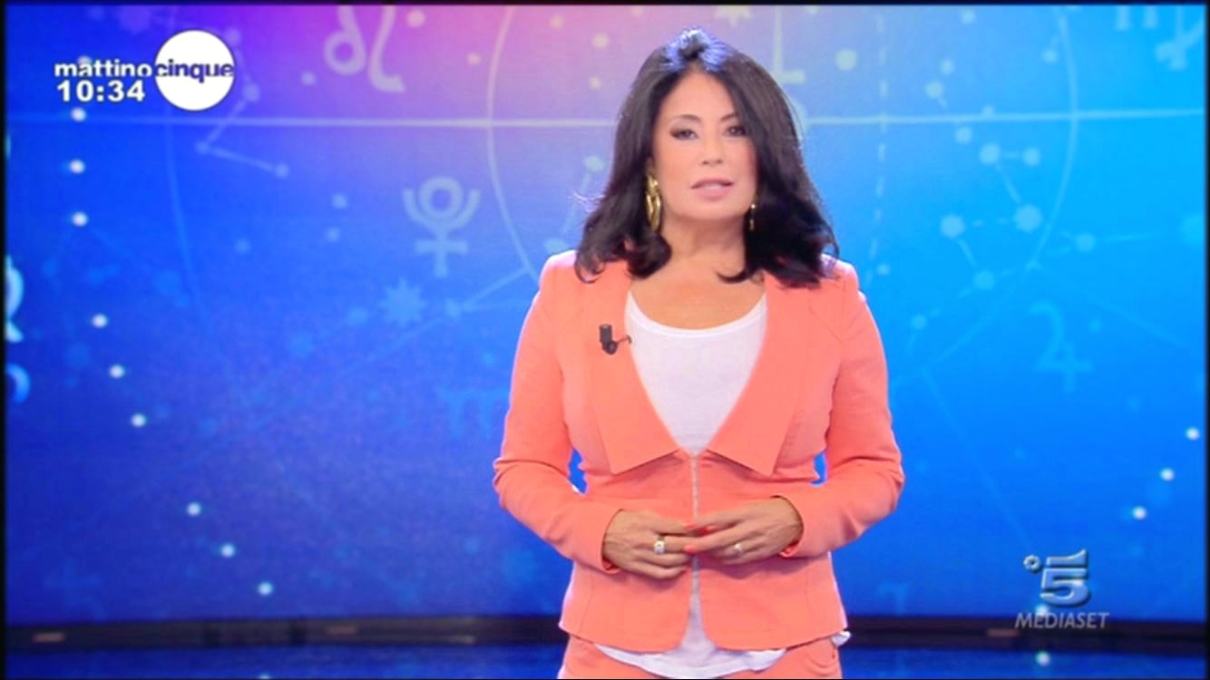Grave lutto per l'astrologa Ada Alberti: "Mio padre è morto dopo 5 tamponi negativi"