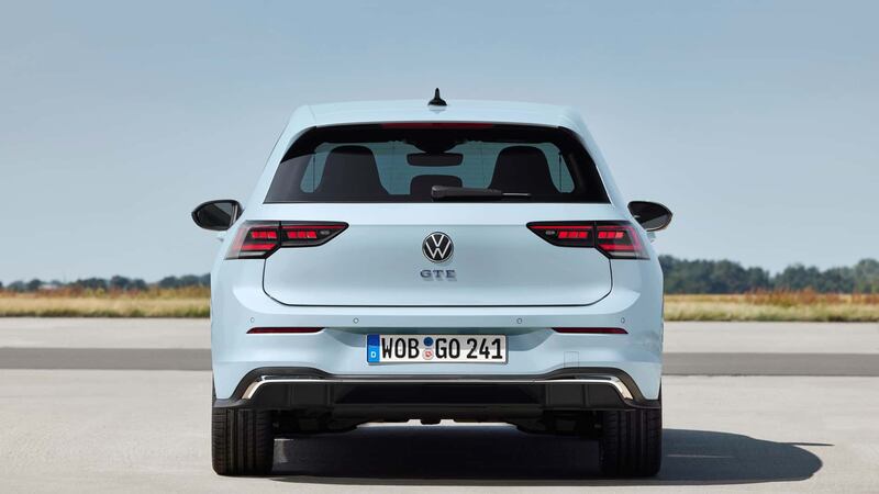 Volkswagen Golf 2024, guarda tutte le foto 6