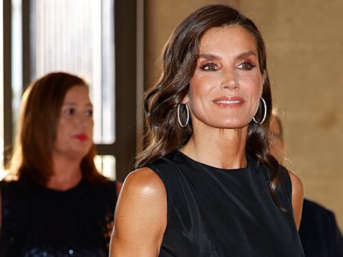 Come vestirsi per andare a teatro. 6 look perfetti per lei