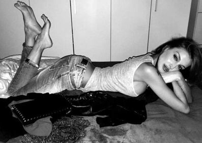 Cristina Buccino sexy pescatrice 25