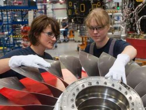 Sciopero e contratti, il governo studia l'offensiva d'autunno. Cisl: legge impropria e dannosa