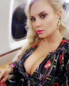 Coco Austin, seno in mostra su Instragram 1
