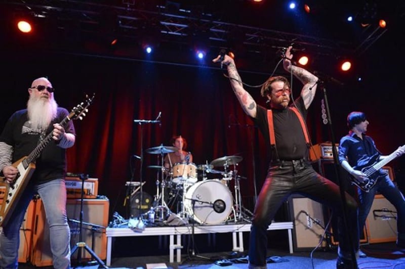 Gli Eagles of Death Metal tornano a Parigi 1