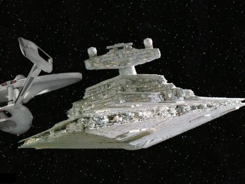 Abrams dirigerà «Star Wars». Che la forza sia con lui... ne avrà bisogno
