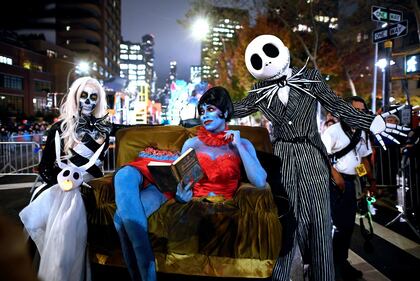 Parata di Halloween fra le vie della Sixth Avenue  9