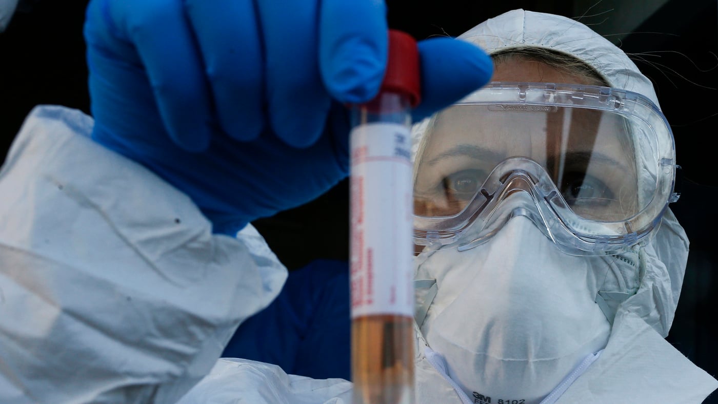 Coronavirus, aumentano i contagi: "Ecco perché non è un'impennata"