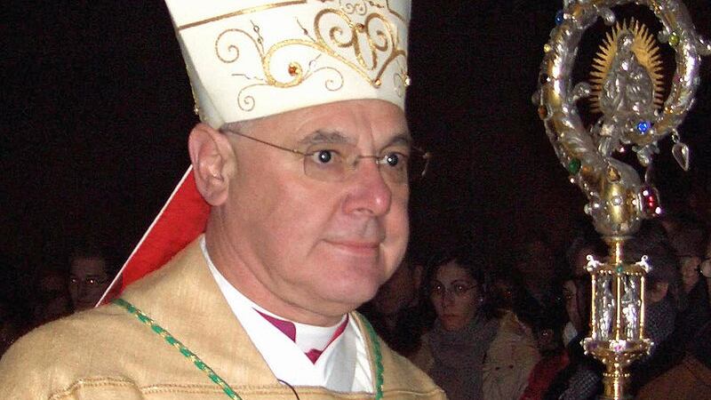 Parla il cardinale Müller: "Anche se malato, il Papa non deve dimettersi"