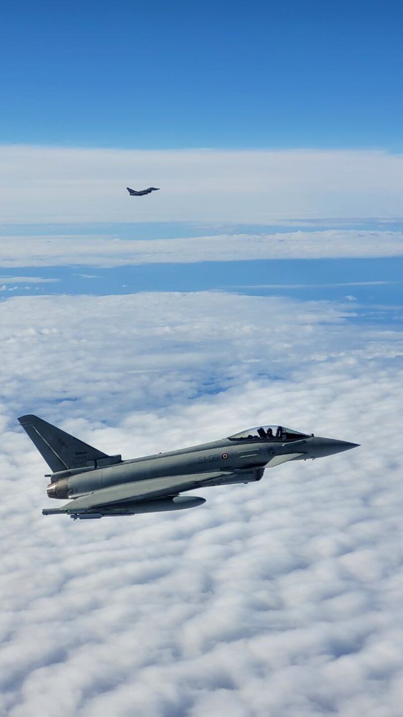 Mosca spia jet e piloti dell'Areonautica italiana su Kaliningrad 1