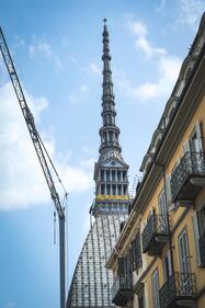 Extinction Rebellion occupa la Mole Antonelliana: le immagini da Torino 3