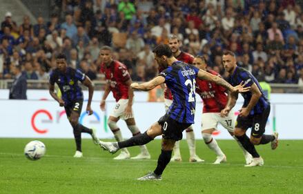 Le immagini più belle del Derby di Milano 20