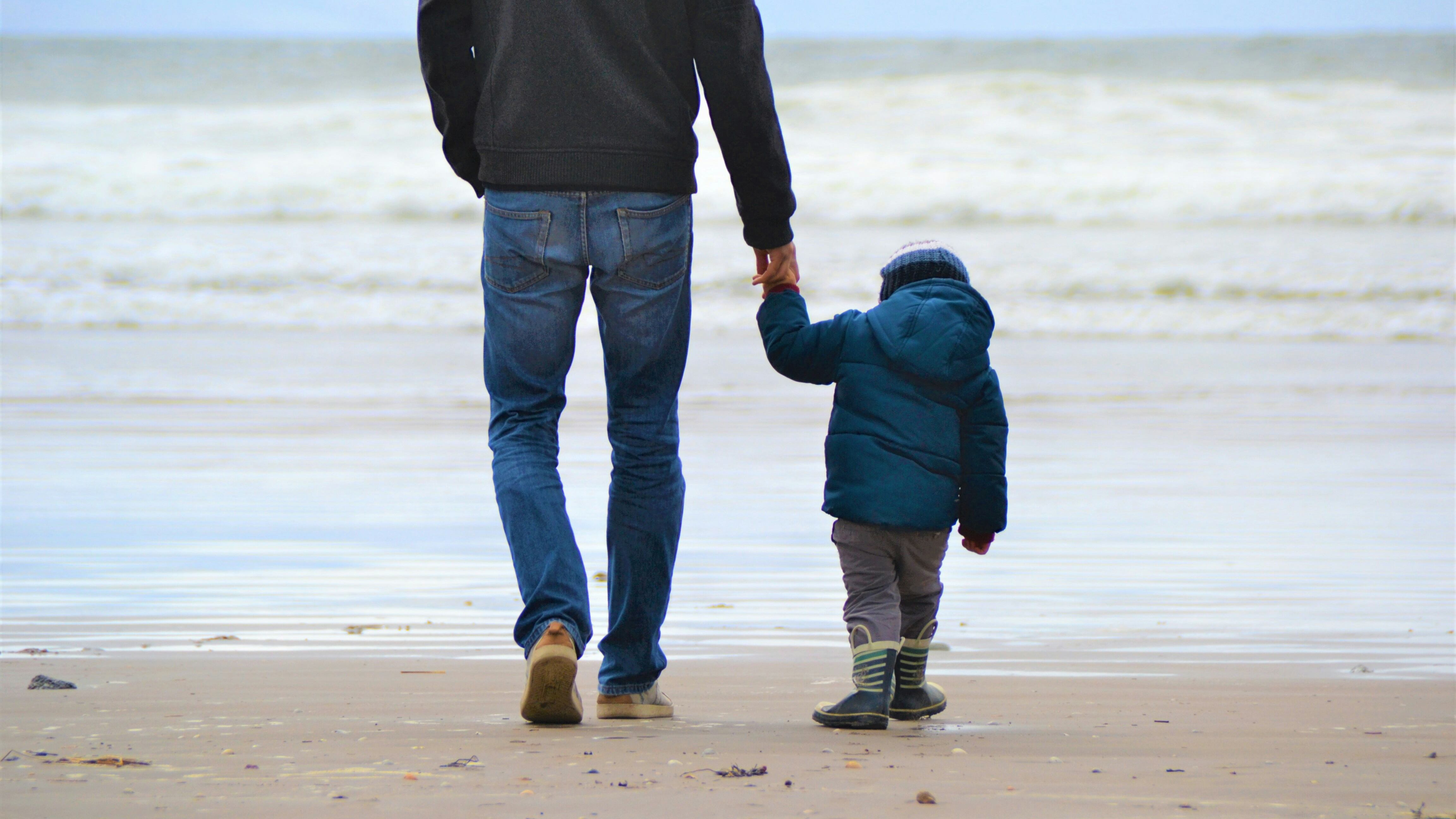 L'1% degli europei non è figlio di suo padre. Lo studio che ridisegna l'albero genealogico