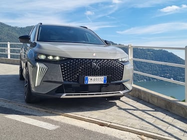 DS 7 E-Tense 4x4, da Milano a Cernobbio: guarda la gallery 6