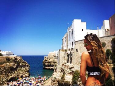 Sotto il vestito niente: Sarah Nile hot su Instagram 23