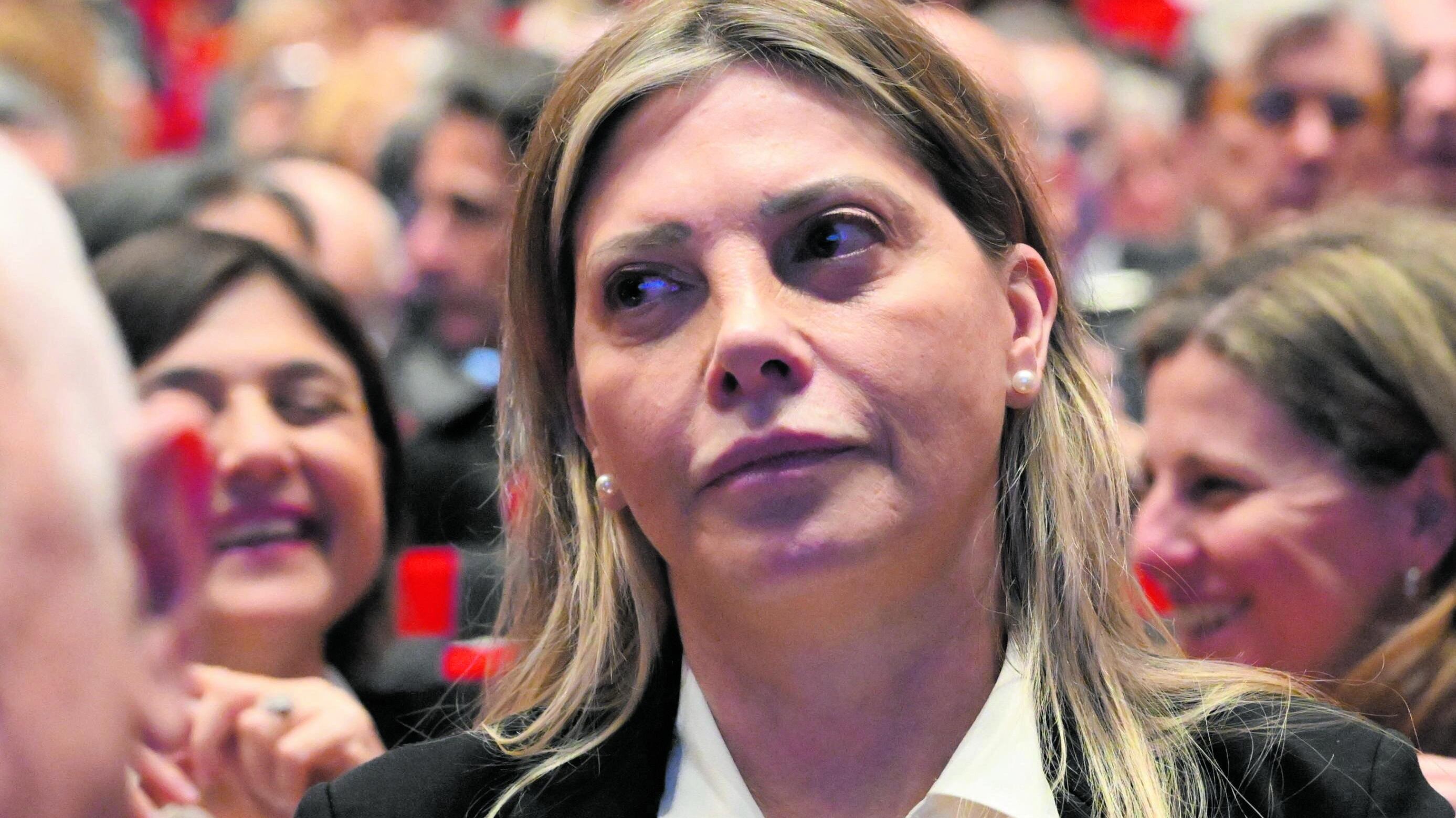 Caso Almasri, processo congelato per Bartolozzi