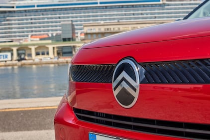 Citroen e-C3: guarda la gallery della nuova citycar francese, elettrica o a benzina 13