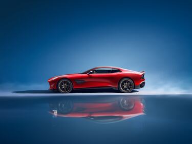 Nuova Aston Martin Vanquish: guarda la gallery 12