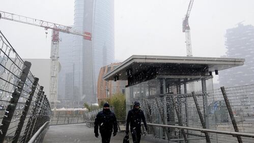 Su Milano è scesa la prima neve 17