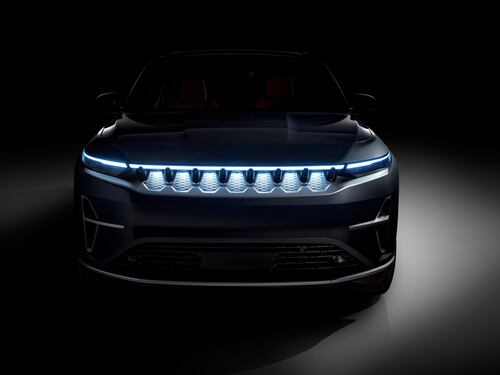 Jeep Wagoneer S, svelato il volto del nuovo SUV