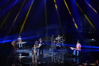 Elio e le Storie Tese nella storia di Sanremo 16