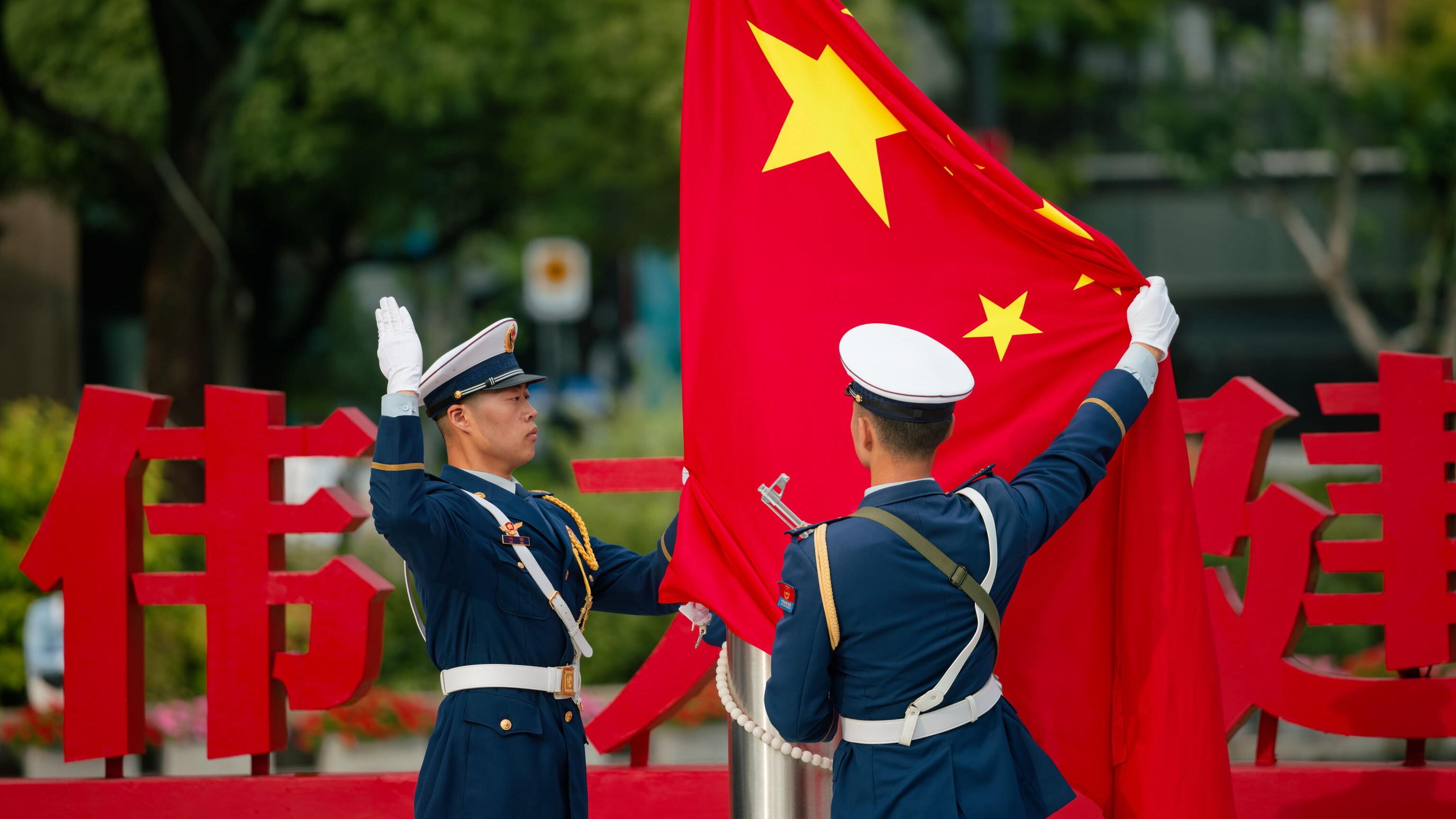 "Cercavano un pc a Shanghai...": cosa c'è dietro la strana operazione degli 007 coreani in Cina