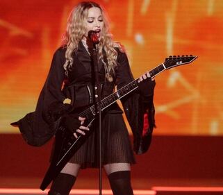 Madonna, dalle Filippine i vescovi chiedono di boicottare i concerti: foto 5