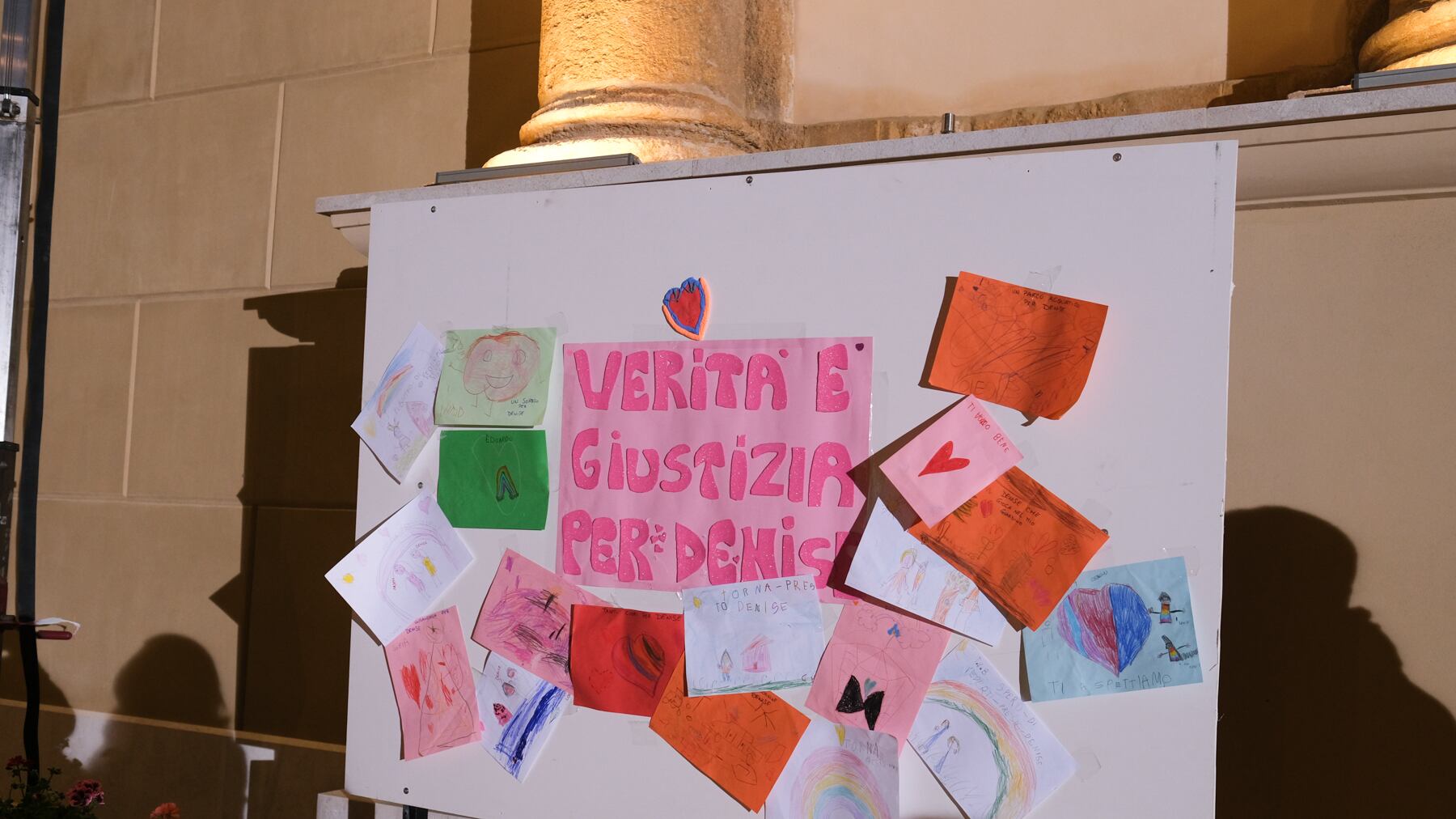 "Denise, papà ti porterà a prendere un gelato"