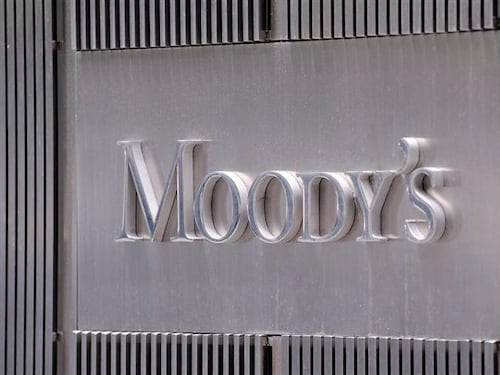 Moody’s ci premia, ora una politica industriale