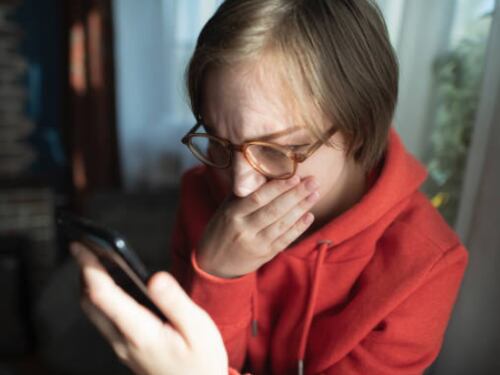 Attenti al "Romance scam", la truffa che spezza il cuore (e svuota il portafogli)