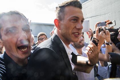 Juventus, visite mediche per Federico Bernardeschi 8