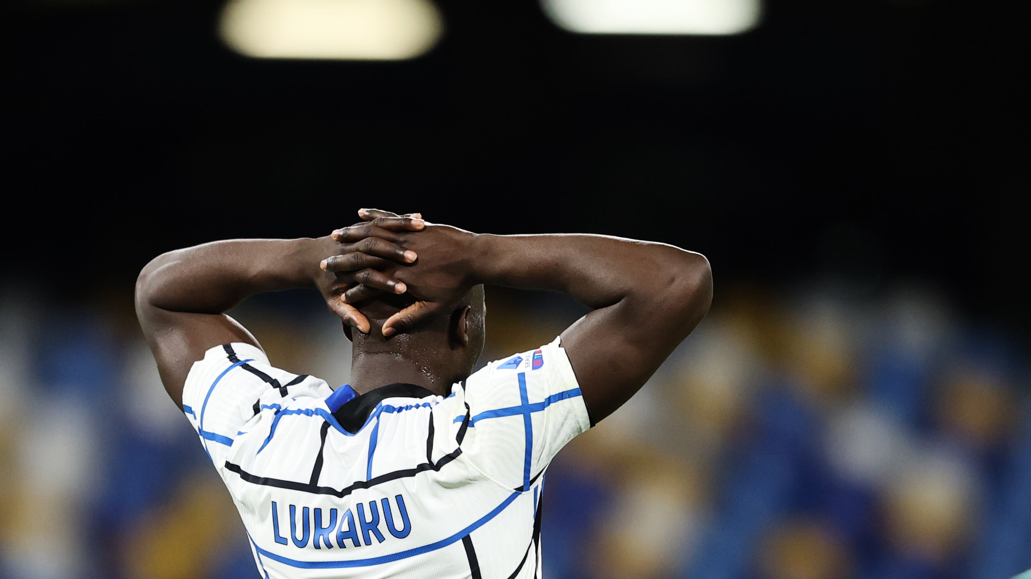 Blitz dei carabinieri alla festa di Lukaku. Ecco chi c'era con lui