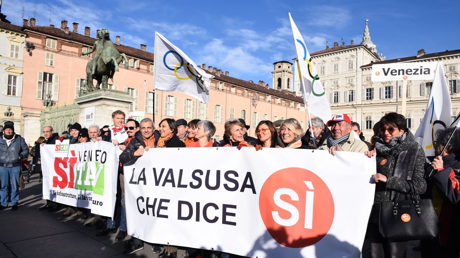 Quella sinistra legata al passato che vuole saltare sul treno veloce