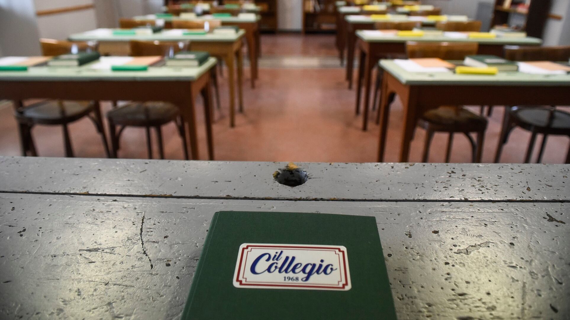Con "Il Collegio" i ragazzi tornano nel 1968