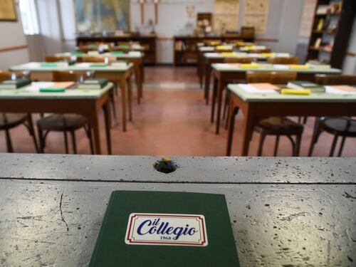 Con "Il Collegio" i ragazzi tornano nel 1968