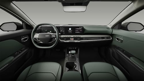 Kia K4, guarda tutte le foto 4
