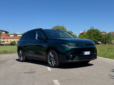 Leapmotor C10 REEV: guarda tutte le foto 10