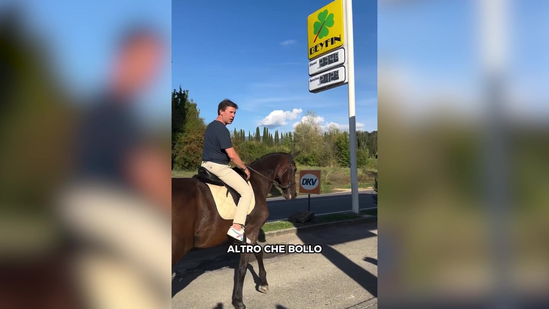 Nardella a cavallo