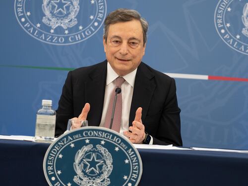 Il premier, la fase "d.C." e la "fatica" della politica