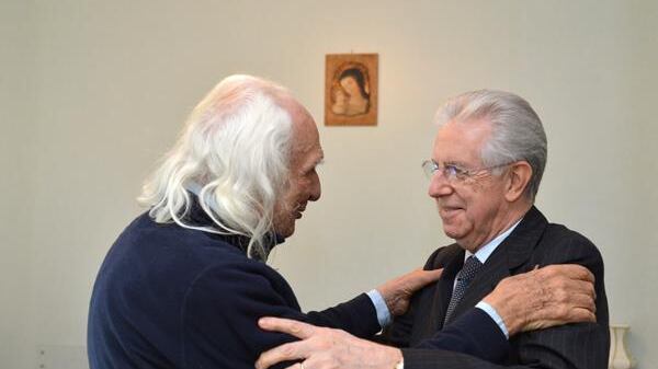 Monti in visita da Pannella