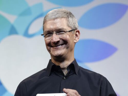 Apple scende in Borsa: manca l'iPhone "low cost"